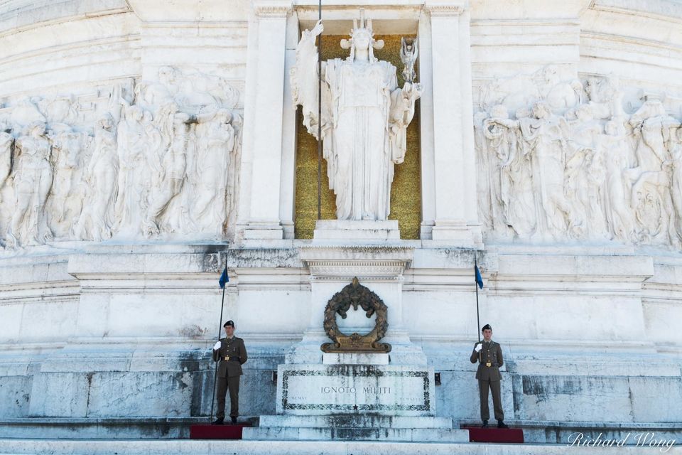 Tomb of the Unknown Soldier | Rome, Italy | Richard Wong Photography